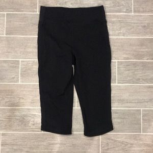 Lululemon Black Capri leggings